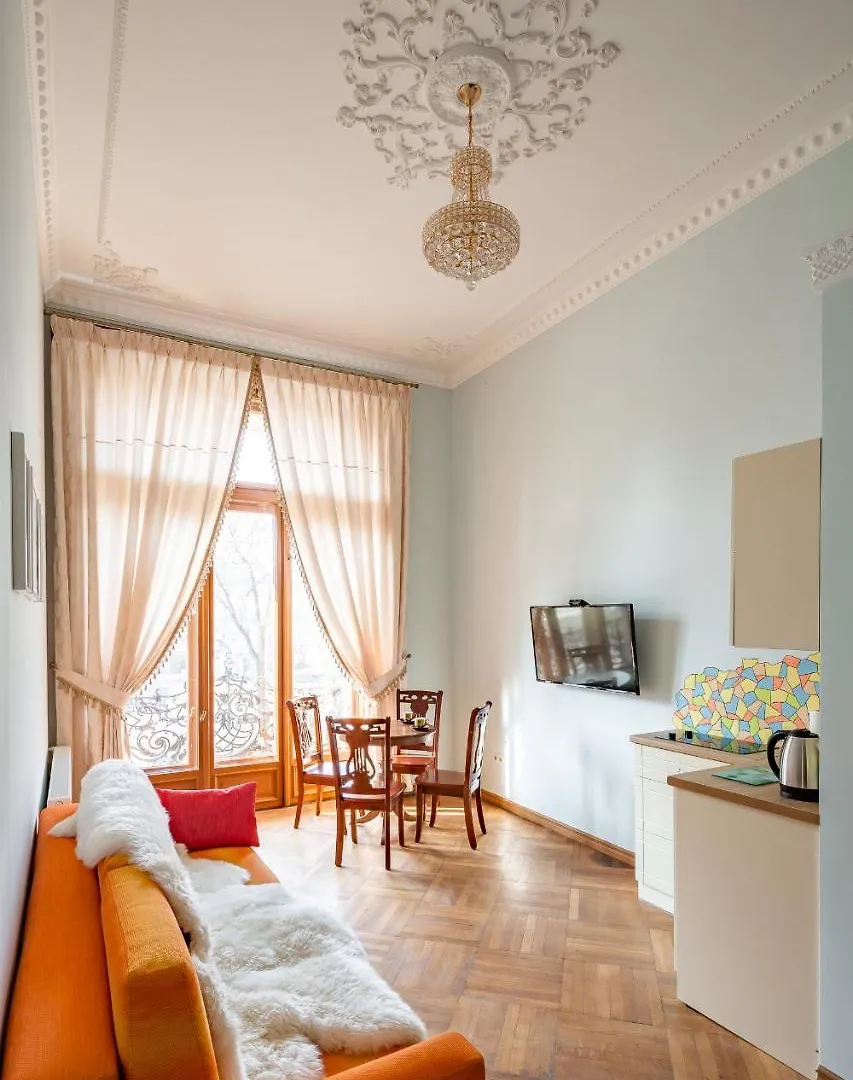 Grand Lviv Apartment II